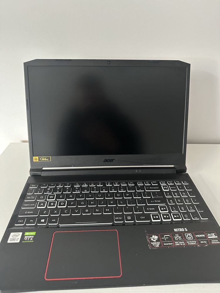 Laptop Acer Nitro 5 i7 RTX 2060