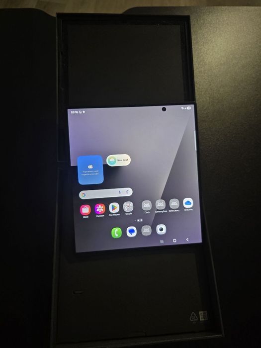 Мобильный телефон Samsung Galaxy Fold 7 12/256GB