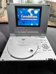 Przenośny odtwarzacz DVD Goodmans GDVD 60 LCD