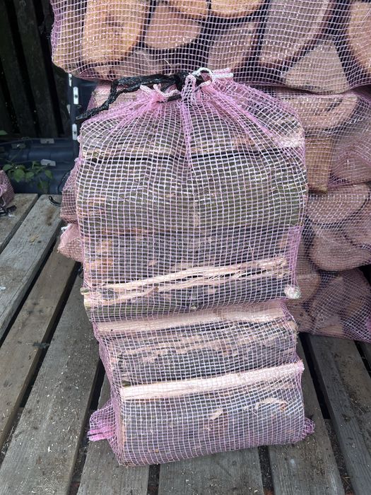 Drewno w workach do wedzenia buk olcha dąb rozpałka sosna grab brzoza