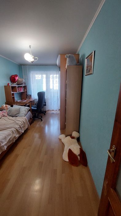 Продам 4х ком кв .центр города