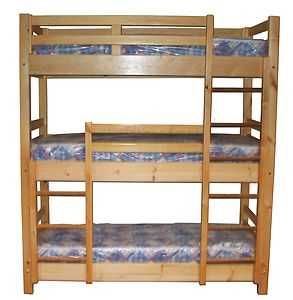 Łóżko trzypiętrowe drewno