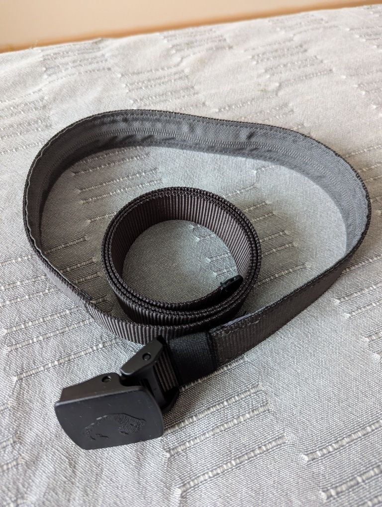 Пояс со скрытым карманом на молнии Tatonka Travel Belt.