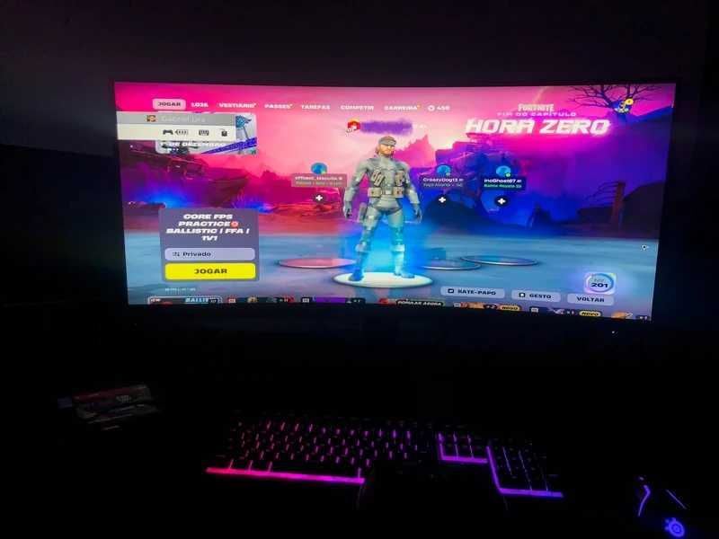 Consola PS4 PRO 1TB + 1 Comando + 8 jogos + Cabo de rede (internet)