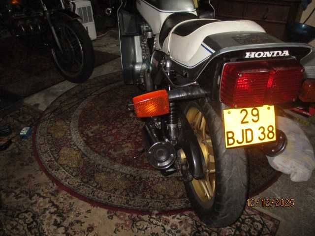 vendo mota honda Bol dor 900 F2