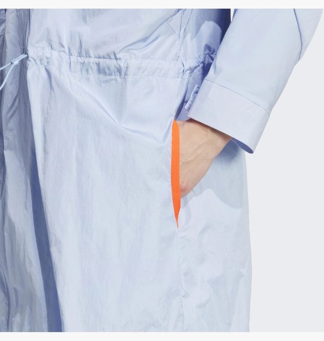 Оригінальна легка куртка/вітровка Adidas.  Жіночий одяг Адидас