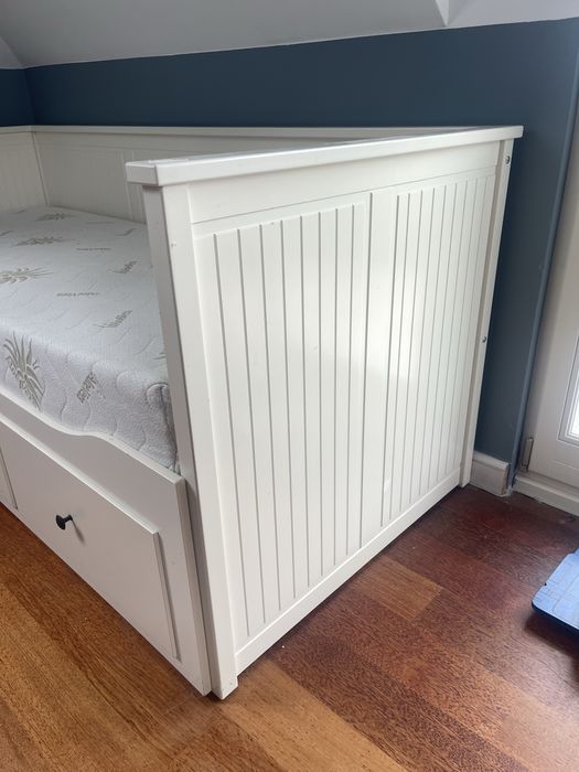 Łóżko HEMNES z materacem