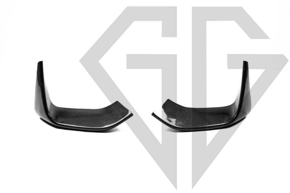 Накладки на передний бампер BMW M3 F80 / M4 F82 карбон MP Style Carbon