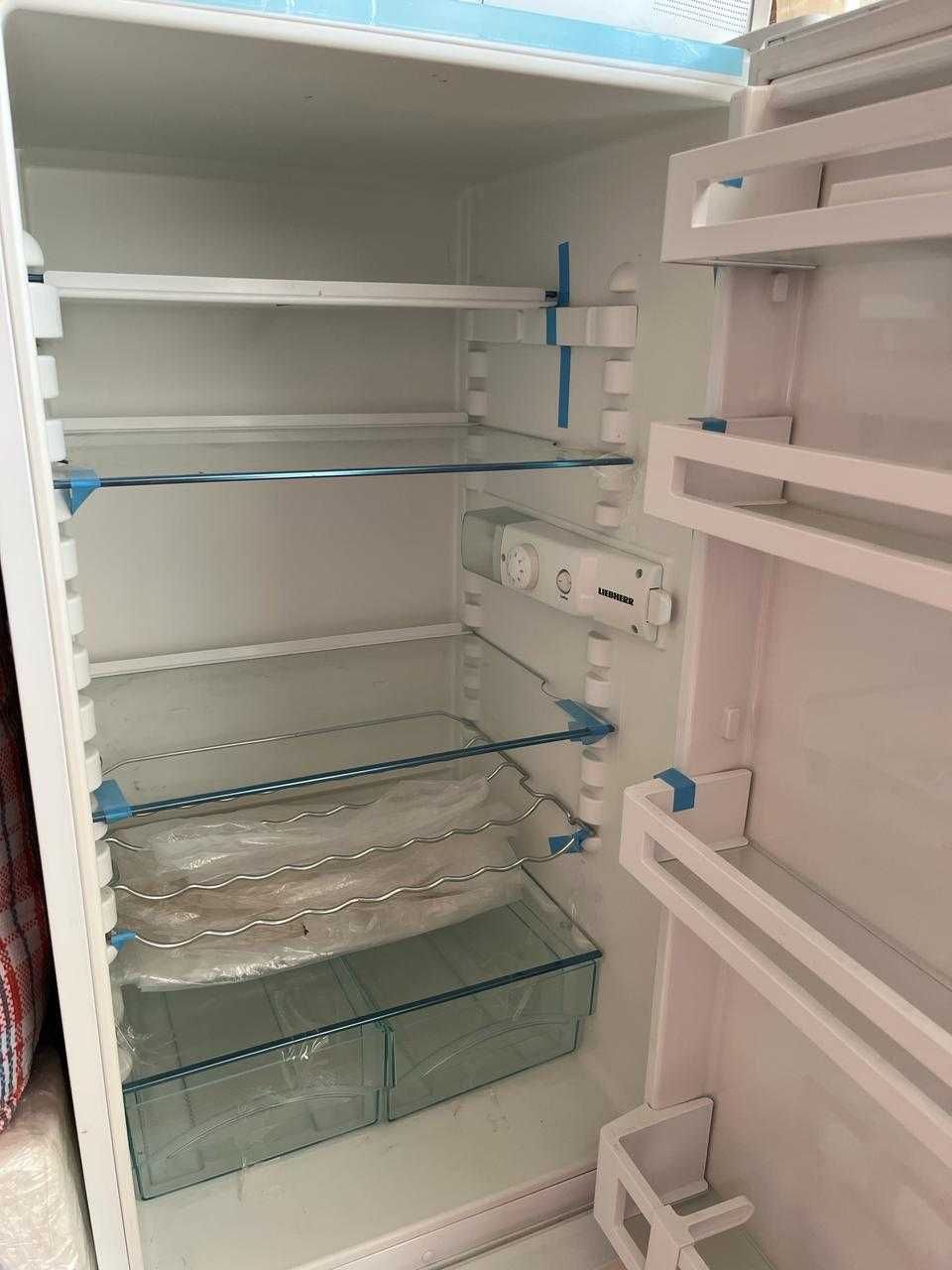 Срочно продам холодильник LIEBHERR KGw 1455-2E с мороз камерой ТОРГ