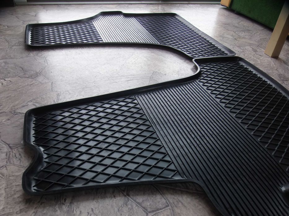 Dywaniki Gumowe Korytka VW Volkswagen Transporter T5 T6