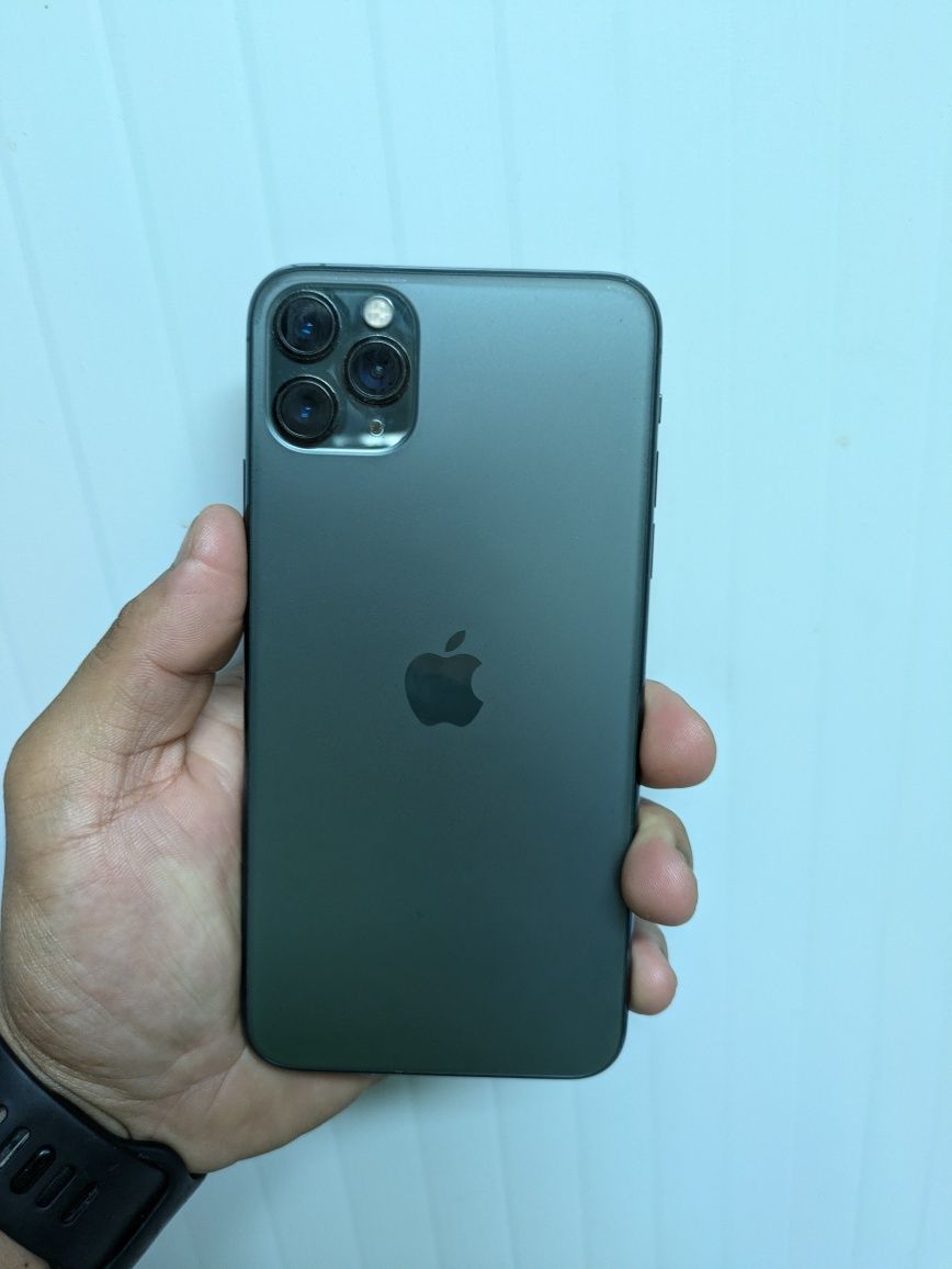 iPhone 11 pro max 64gb