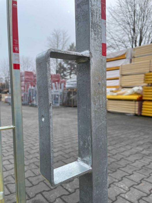 Poręcz ściskowa barierka BHP szalunkowa zabezpieczająca słupek poręczy