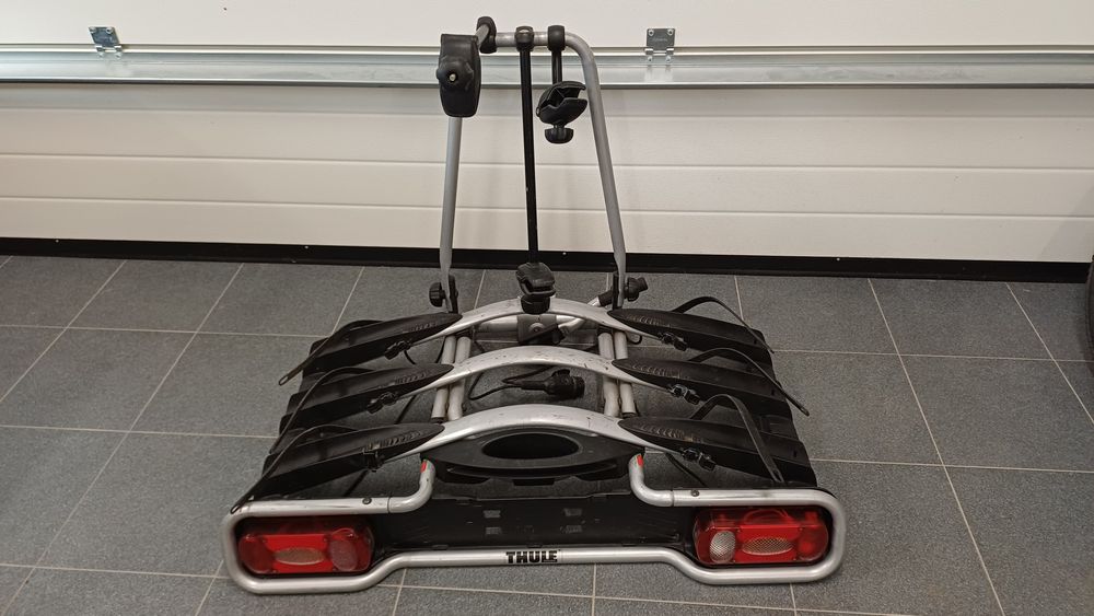 Bagażnik rowerowy na 3 rowery na hak Thule EW 900 / 946