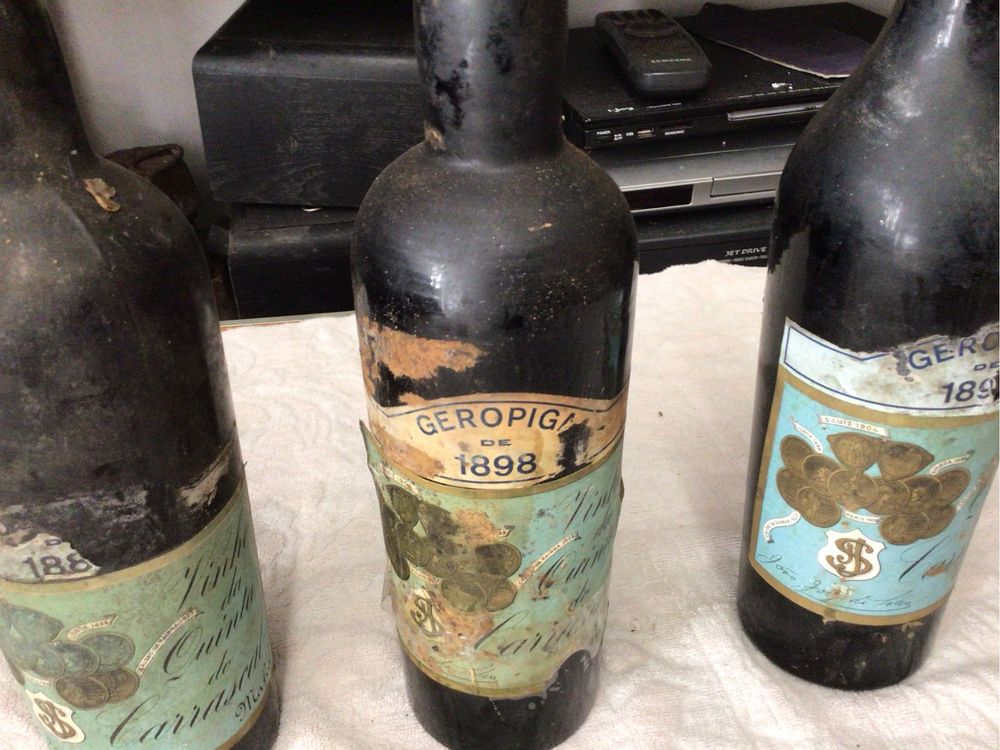 3 garrafas muito antigas de Giropiga com mais de um seculo 1898.