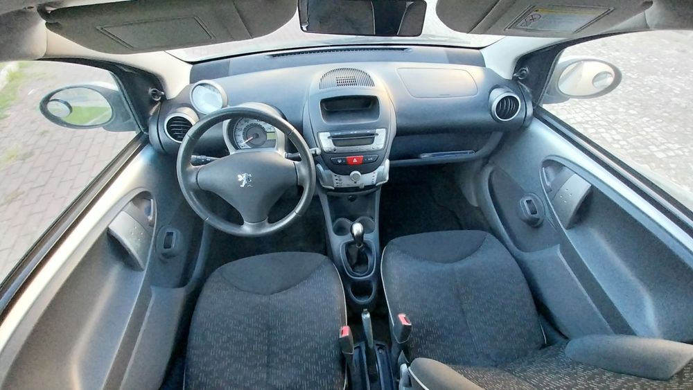 Peugeot 107 Black & Silver Edition 1.0i 5p 2012