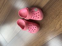 Klapki dla dziewczynki Crocs