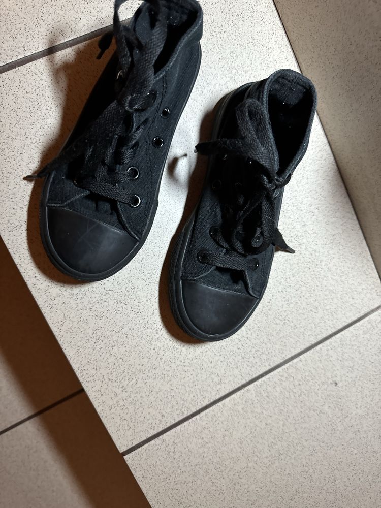 Czarne trampki po kostkę rozm 28