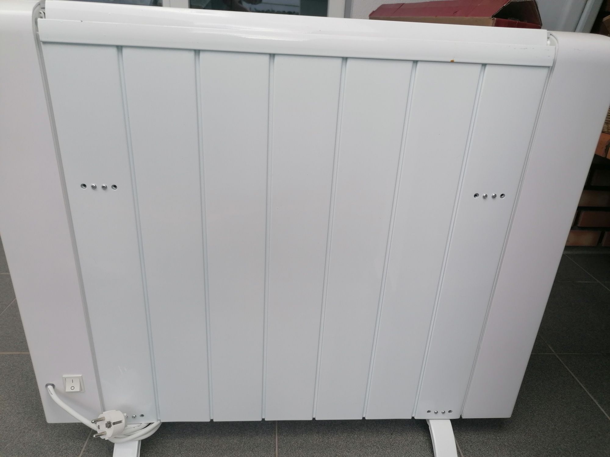 Aquecedor Kunft electric radiator 1500 w power