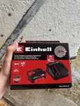 Akumulator Einhell 4.0Ah Power X-Change Zestaw + Ładowarka 900W
