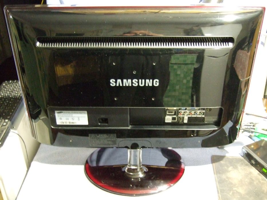 Майн телевизора Samsung P2770HD