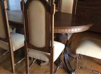 Mesa de sala em madeira