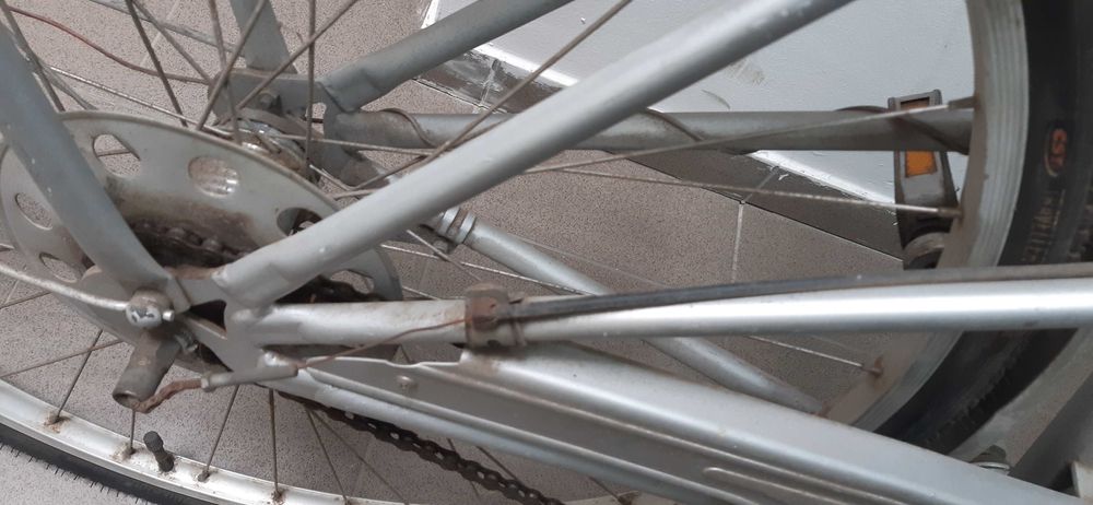 Rower Retro - stary Holender_28 Koła/3 biegi _miejski rower/na chodzie