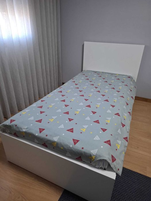 Cama(s) de Solteiro