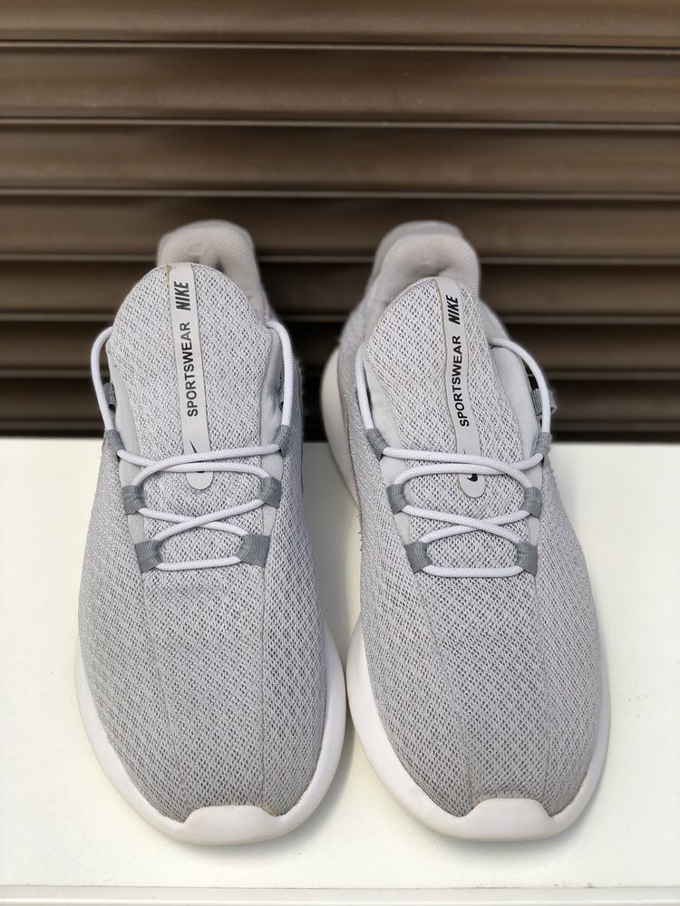 Кросівки Nike Viale Grey 44р 28см кроссовки