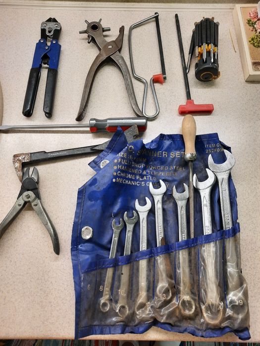 Інструменти штифторіз ключі дирокол