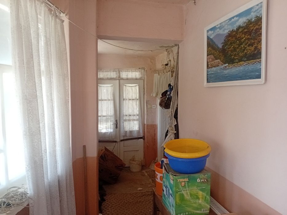 Дешевий будинок в с. Геча з великою ділянкою та садом