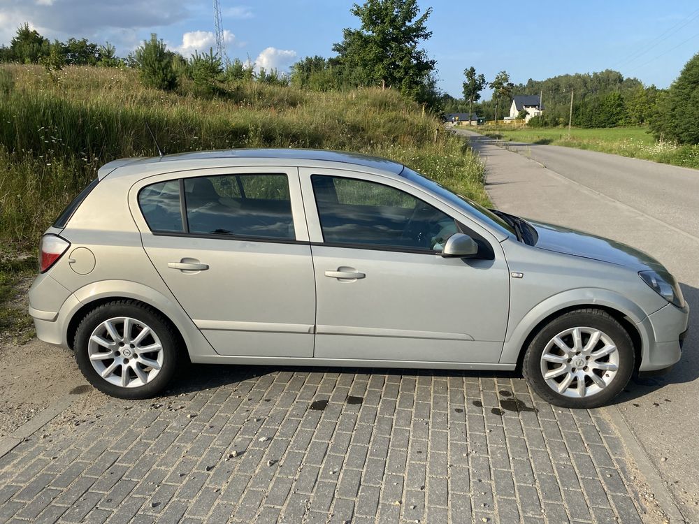 Opel Astra H 1.8 b