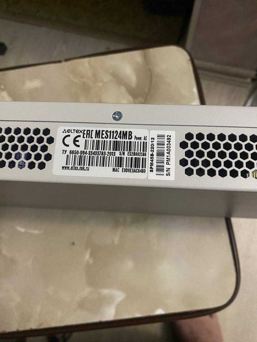 Керований Коммутатор ELTEX MES1124MB