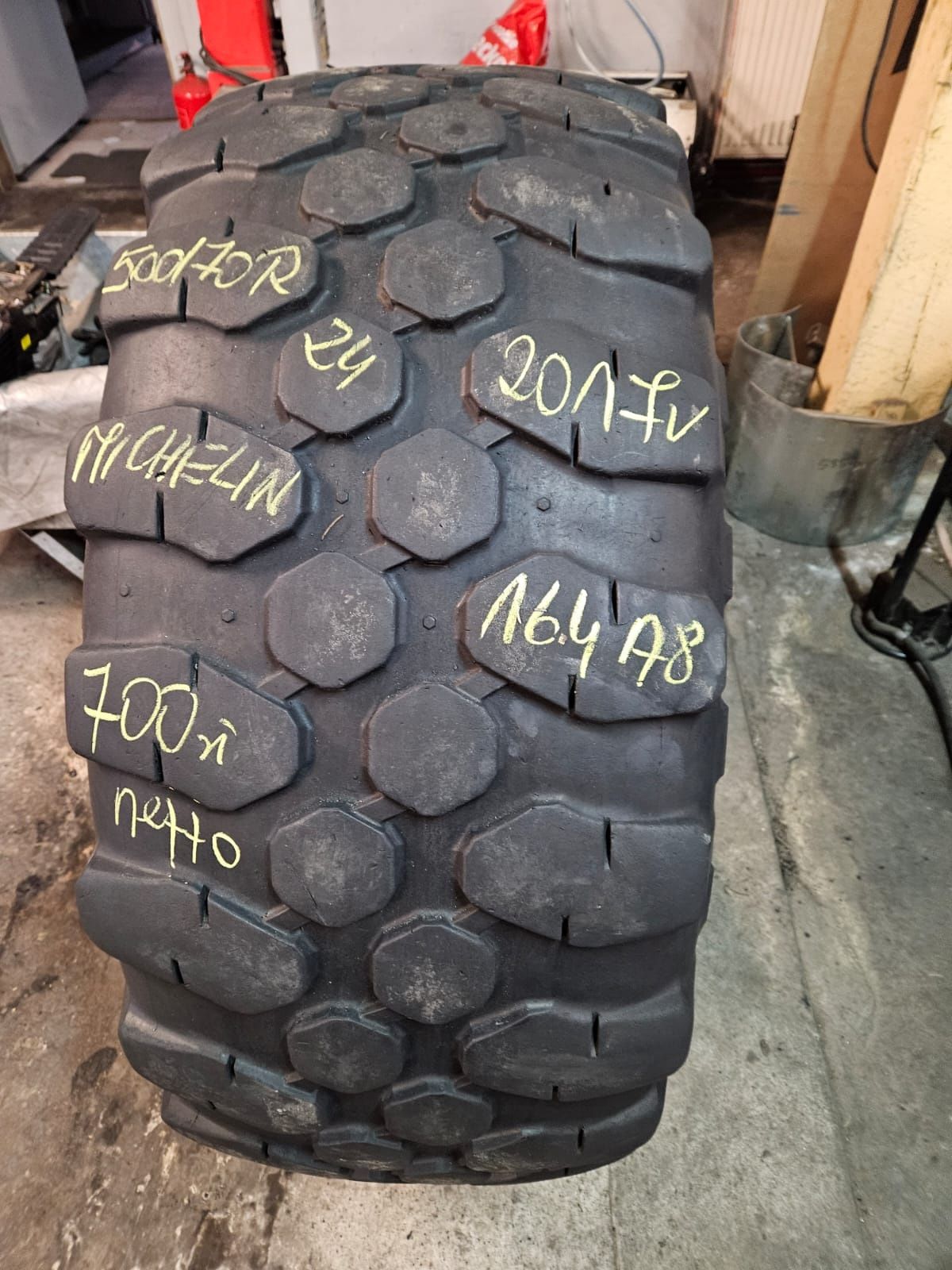 Opona 500/70R24 Michelin