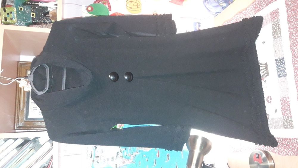 Продам очень красивые платья и сарафаны.