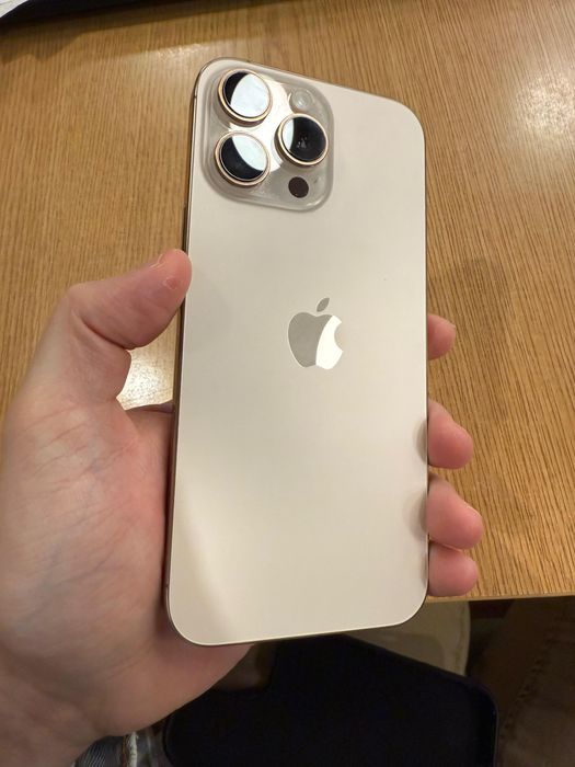 Iphone 16 PRO MAX Titanium c/ CAPA