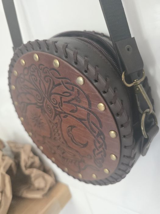 Mala carteira tribal