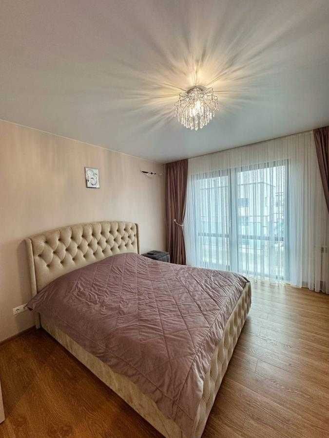 Продаю 2 кім. квартиру на березі Міського ОЗЕРА, ЖК "HidroPark DeLuxe"
