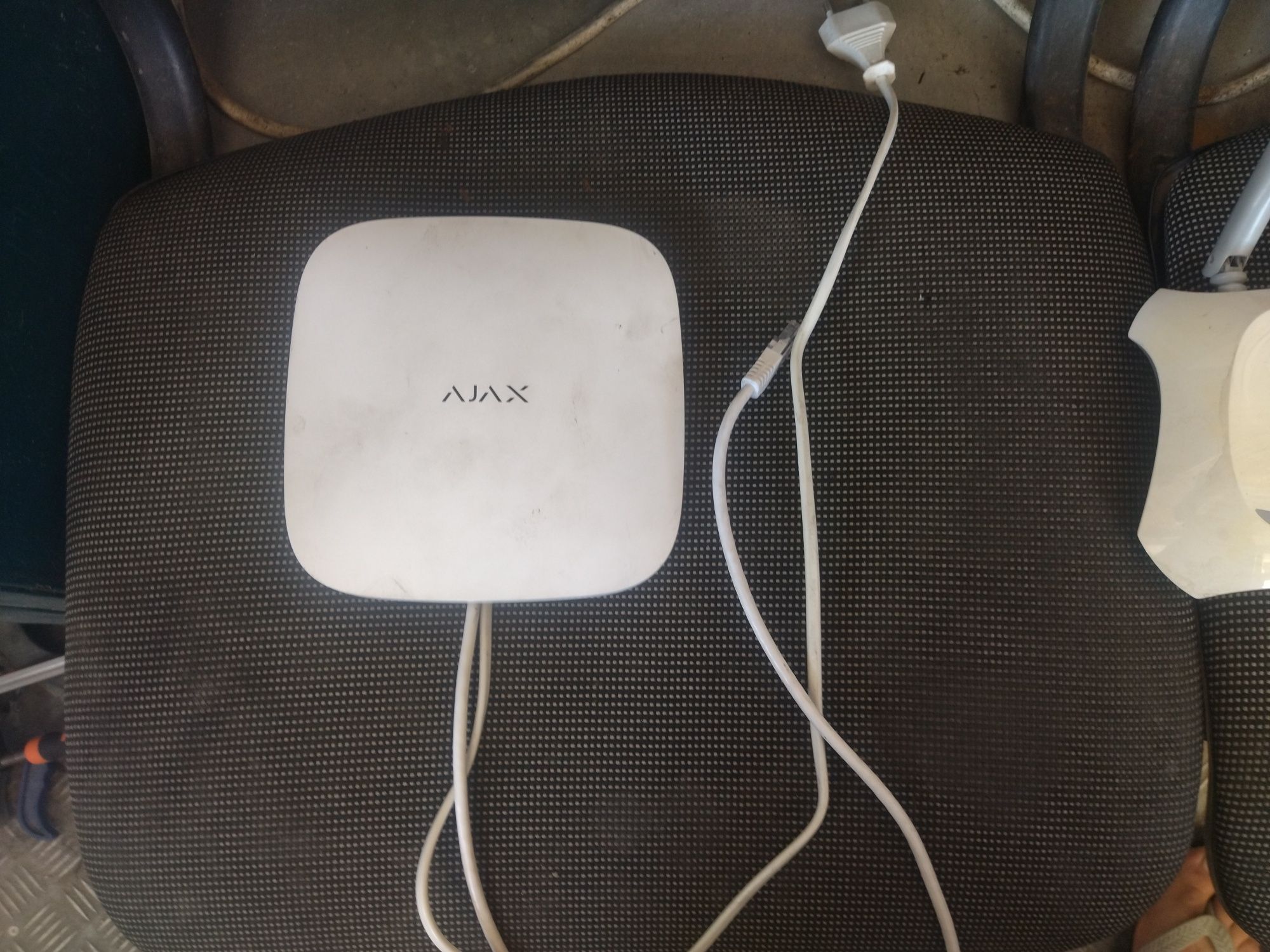 Интеллектуальный ретранслятор сигнала Ajax ReX White