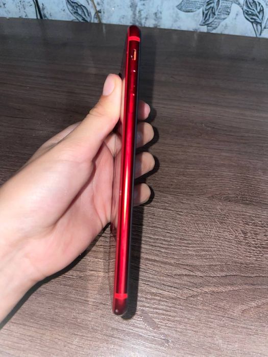 Apple 8+ на запчастини