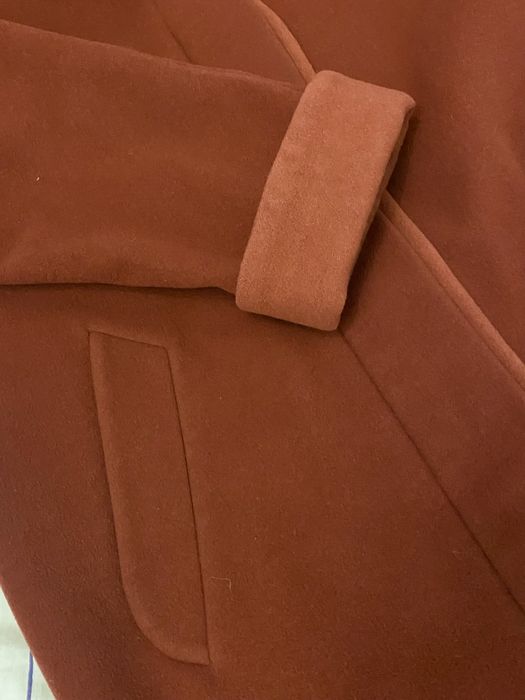 Włoski rudy płaszcz Bellandi z wełny i kaszmiru