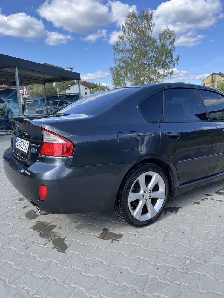 Продається автомобіль Subaru legacy