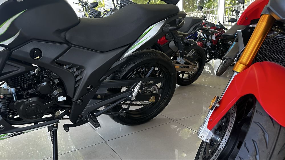 Мотоцикл SPARK SP250R-35