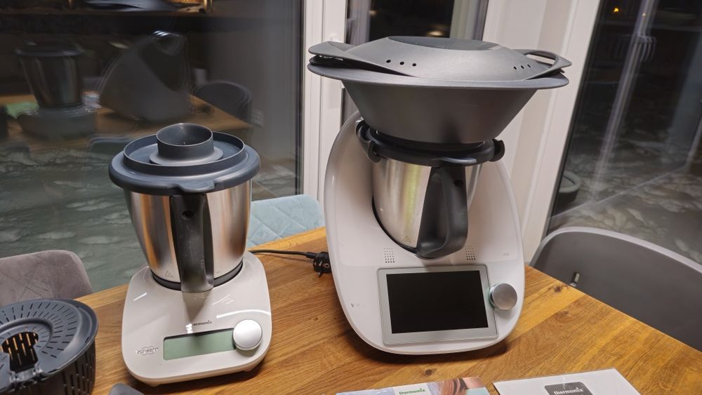 Thermomix TM6 + Friend - kompletny zestaw + dodatkowe naczynie