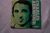 Charles Aznavour. Mała płyta winylowa.