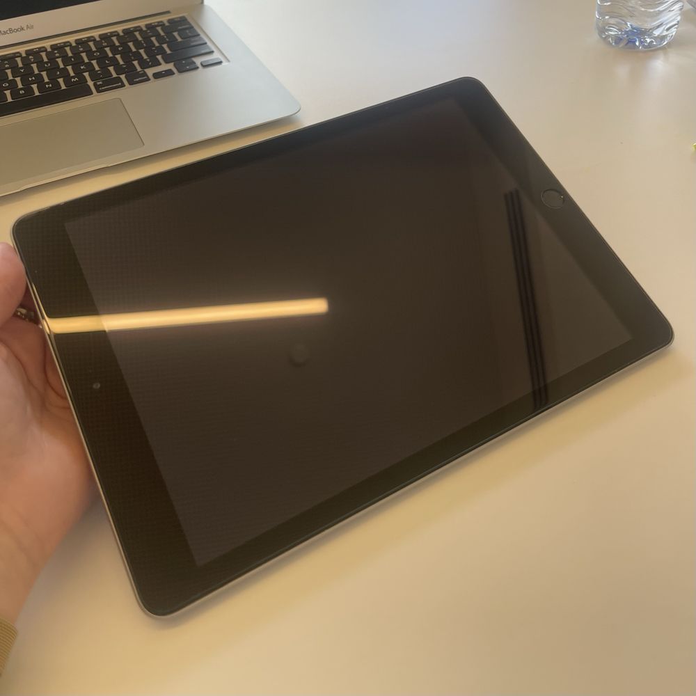 iPad 2017 5ª geração 9.7 32GB WI-FI
