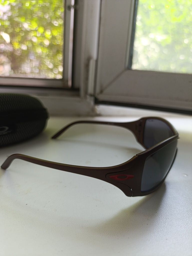 Продам окуляри Oakley