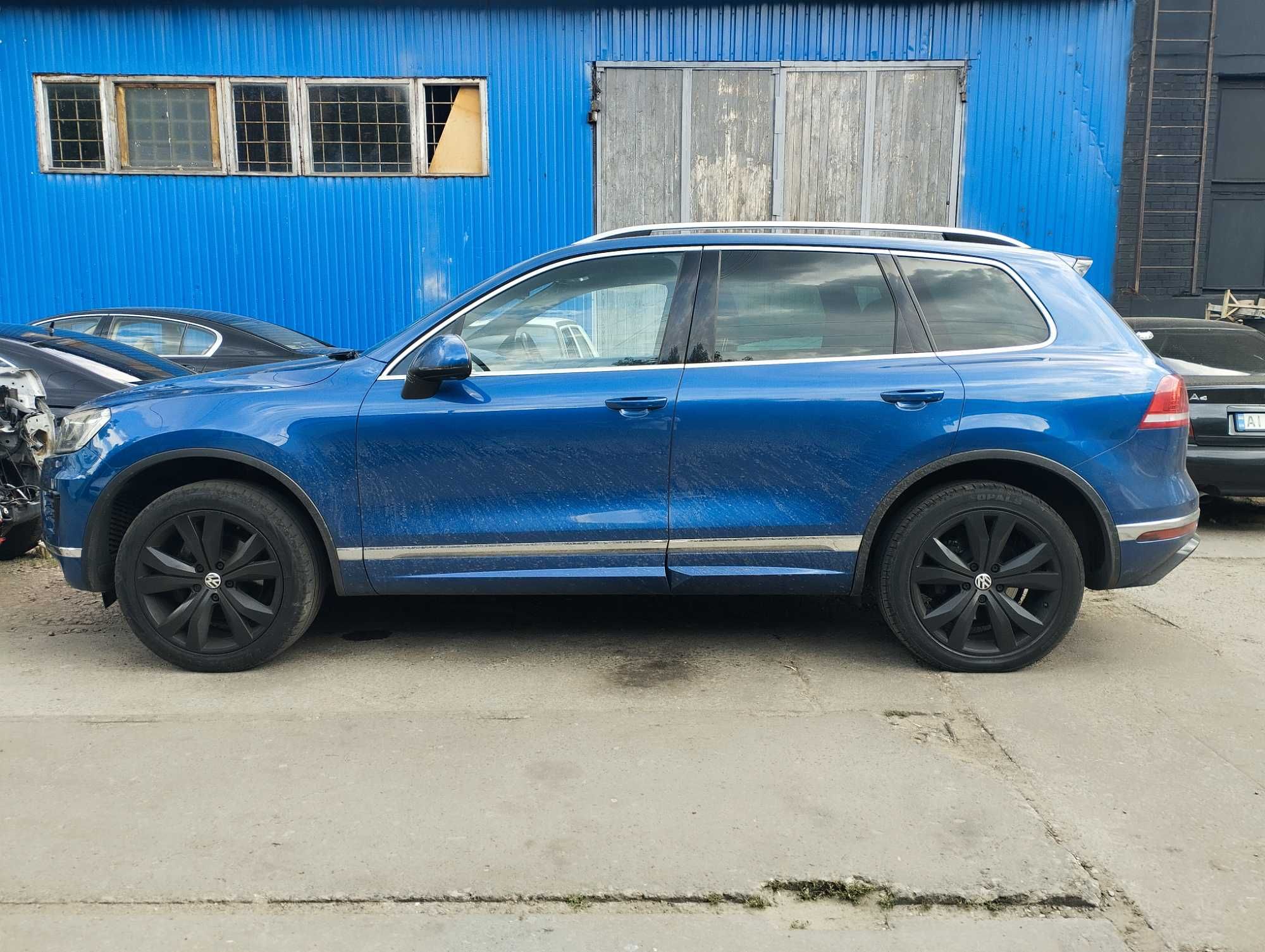 Обвес бампер VW Touareg NF FL 2010-2016 R Line молдинг оригинал тюнинг