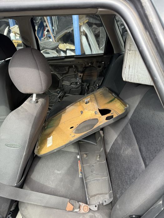 Форд Фокус 1 запчастини авторозборка ford focus mk1