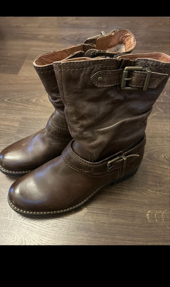 Nowe buty zimowe