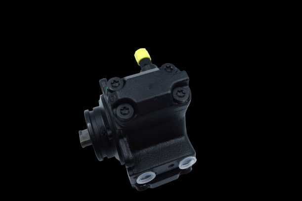 Pompa CR 0445.010.271 Bosch 1.7/2.2/2.7 Mercedes Regenerowana